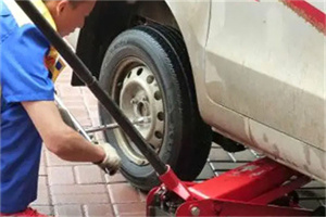 哈密附近拖车24小时服务热线电话